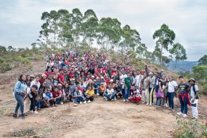 PHOTO-D-EMSEMBLE-SORTIE-CN8-UNION-DES-GROUPES-BIBLIQUES-DE-MADAGASCAR